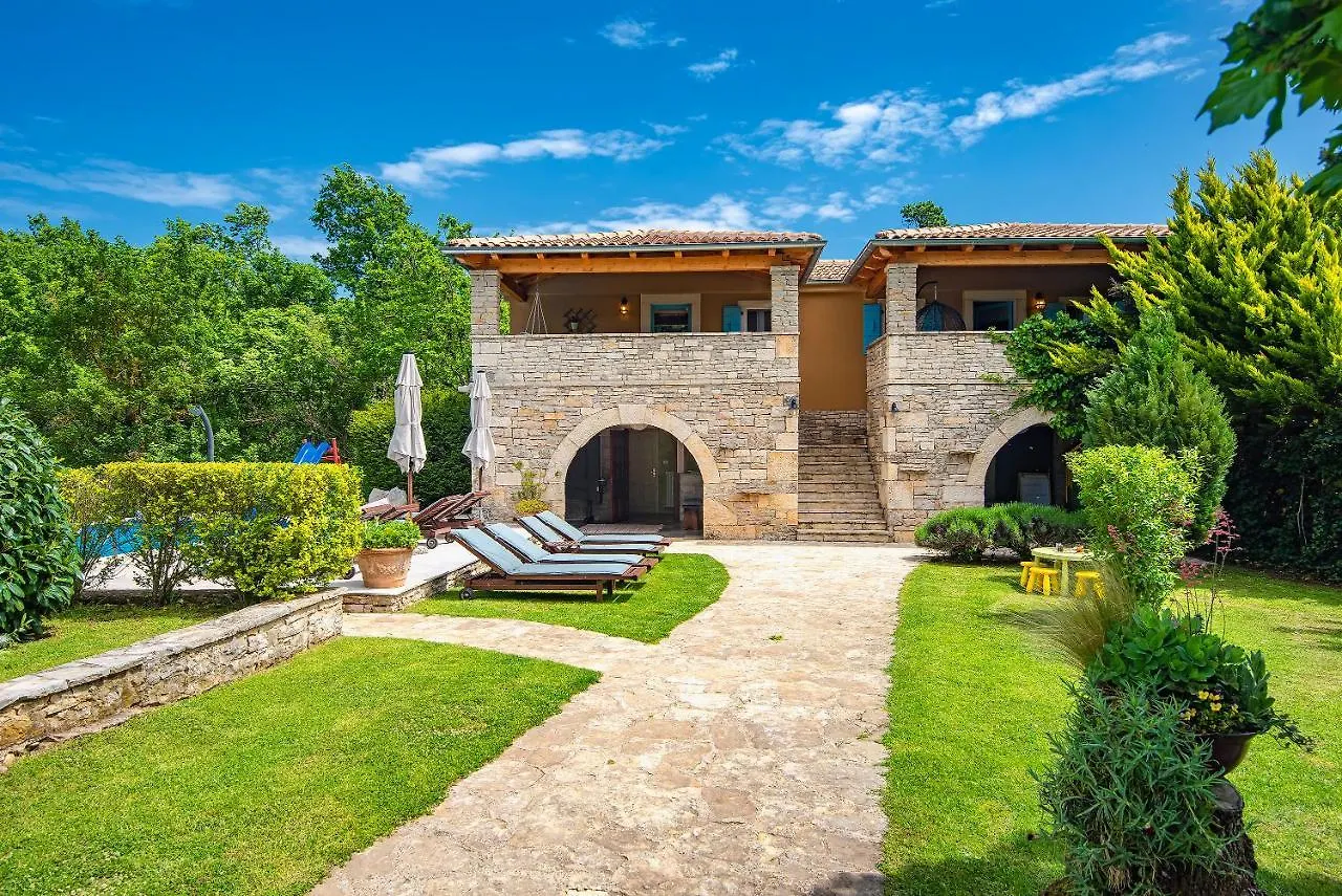 Вилла Casa Karnevali Zminj Дом отдыха